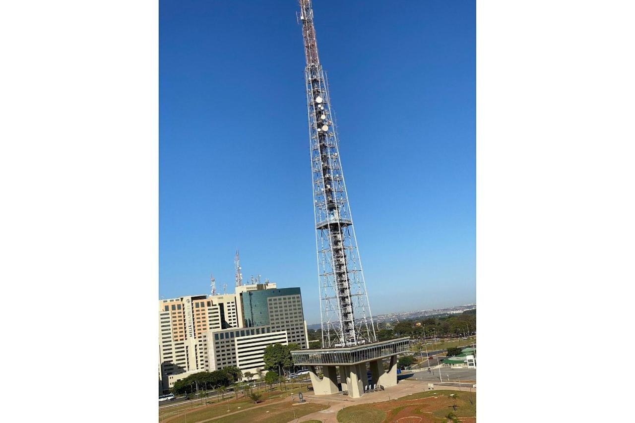 Flat Encantador No 11º Com Vista Pra Torre De Tv Бразилия Екстериор снимка